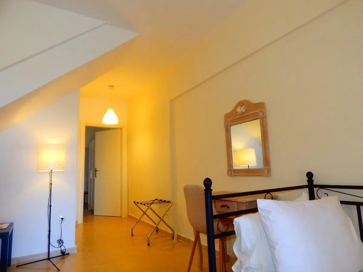 Kripis Studio Paliouri 0*,